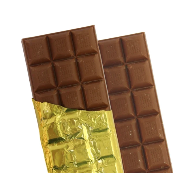 Latte con mandorle salate Cioccolato al Latte con mandorle salate